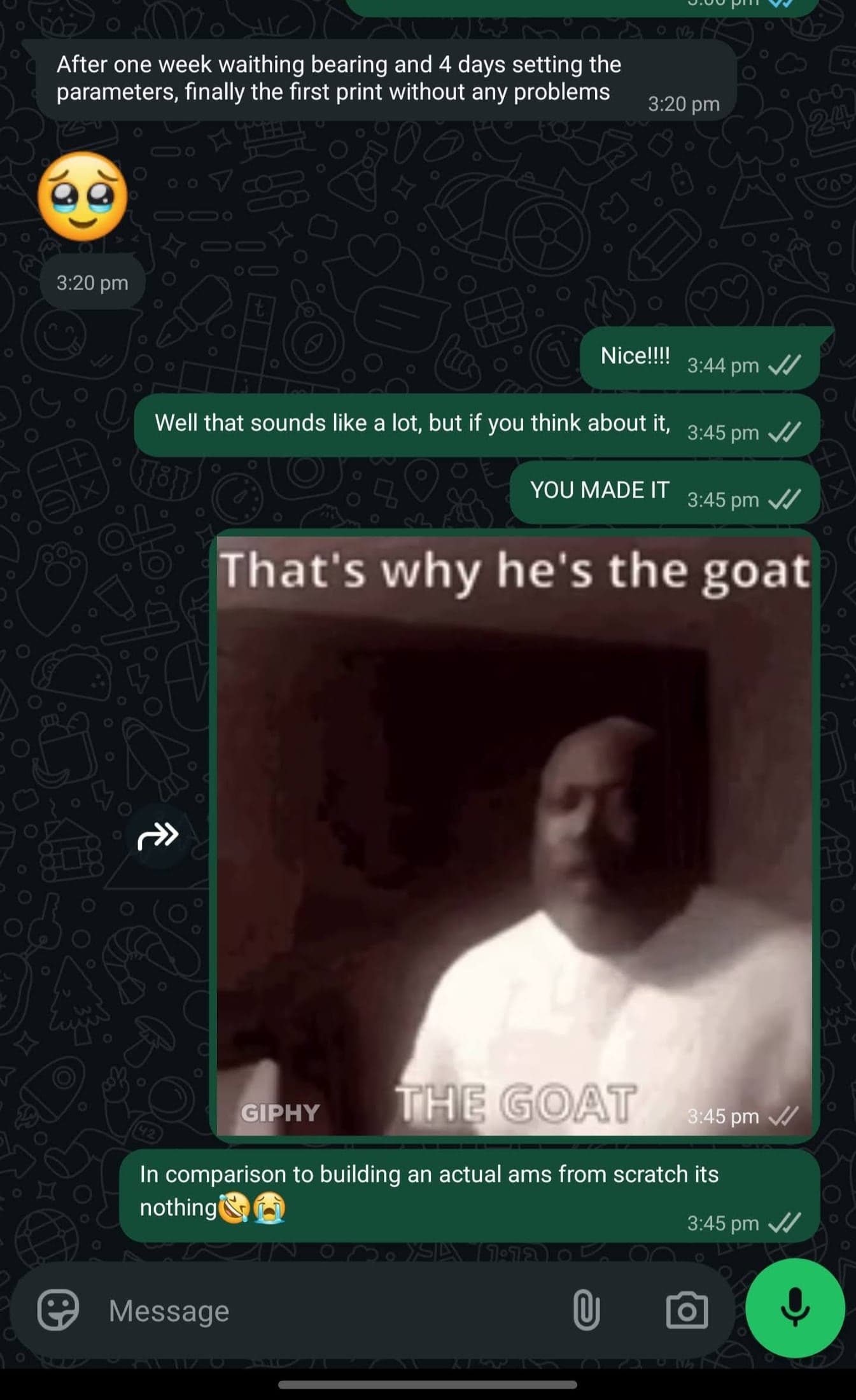 Customer chat screenshot describing a first successful print without problems